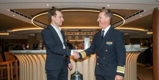 Arnt Inge Gjerde Yard Director Vard Søviknes and Captain Olivier Marien Viking Polaris 5703