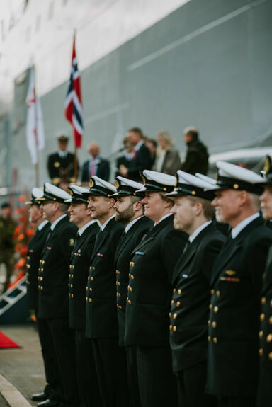 1116 W310 KV Jan Mayen VARD tonemolnes 2022 027