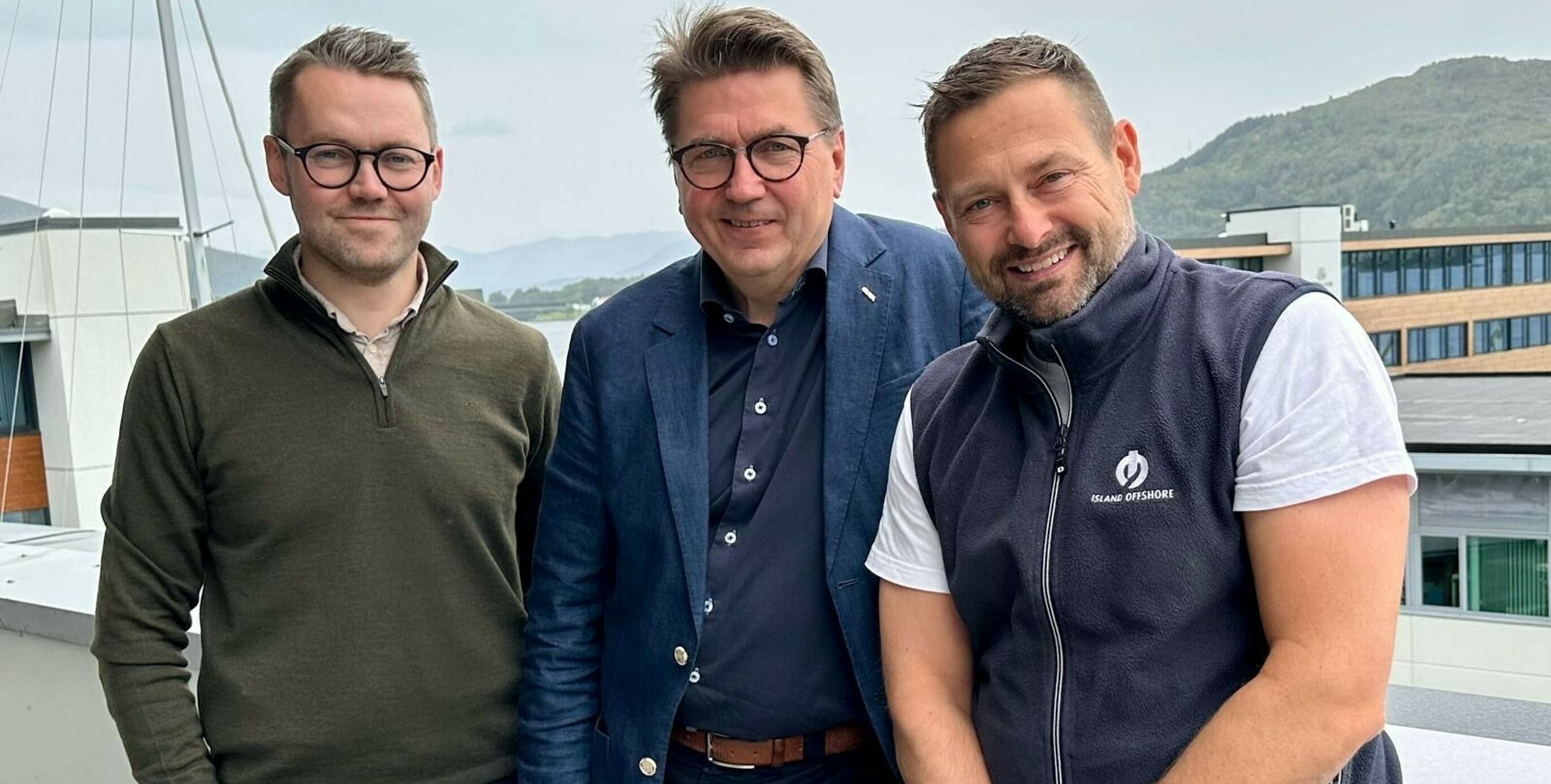 vard-signs-contract-with-island-offshore-for-hybrid-ocean-energy