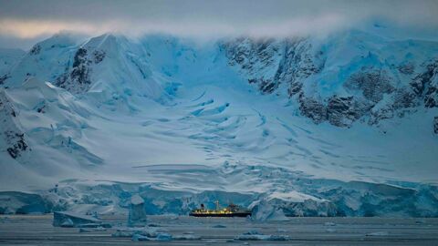 Antarctic Endurance Gerlache low